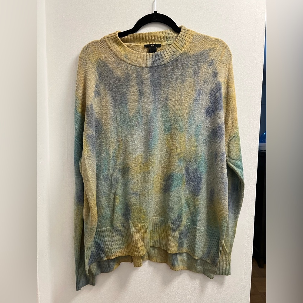 H&M tie dyed sweater